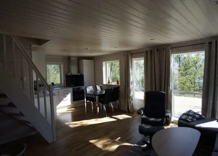 Karistua Hansnes